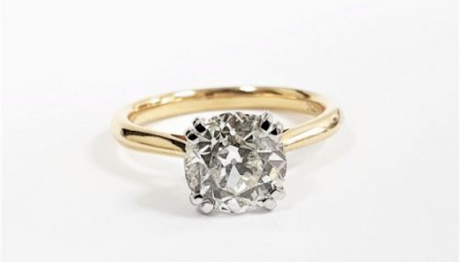 How to clean a diamond engagement ring at home?