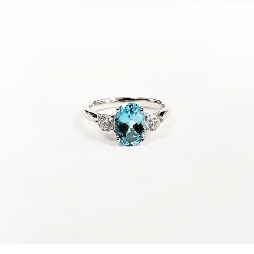 Cuttings Jewellers and Pawnbrokers, womens luxury silver engagement ring with diamonds and pale blue diamond 
