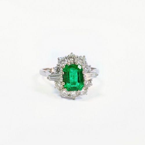 Cuttings the Jewellers and Pawnbrokers diamond emerald silver luxury ring engagement