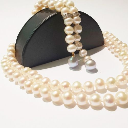 Cuttings Jewellers and Pawnbrokers, womens luxury large pearl necklace